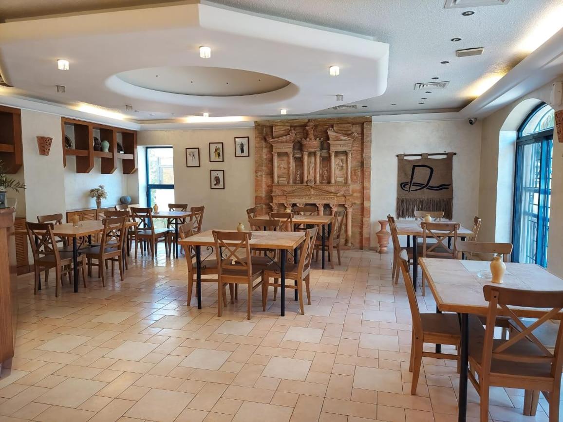 Delmon Suites Amman Extérieur photo